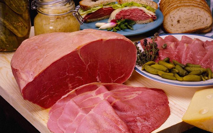 Базар на Центральном рынке в Калининграде