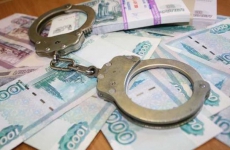 Саратовская область: Прокуратура поддержала меру пресечения обвиняемому в хищении 117 млн из бюджета